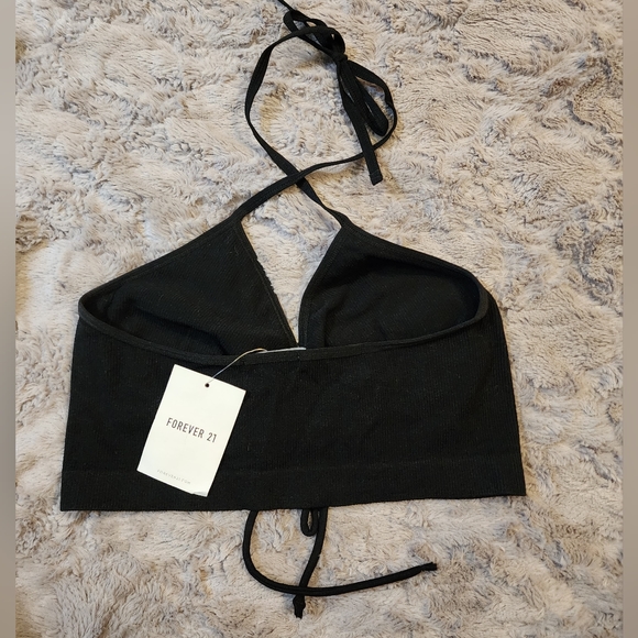 NEW Black Summer Knit Crop Halter Top Size S/M - Picture 3 of 5